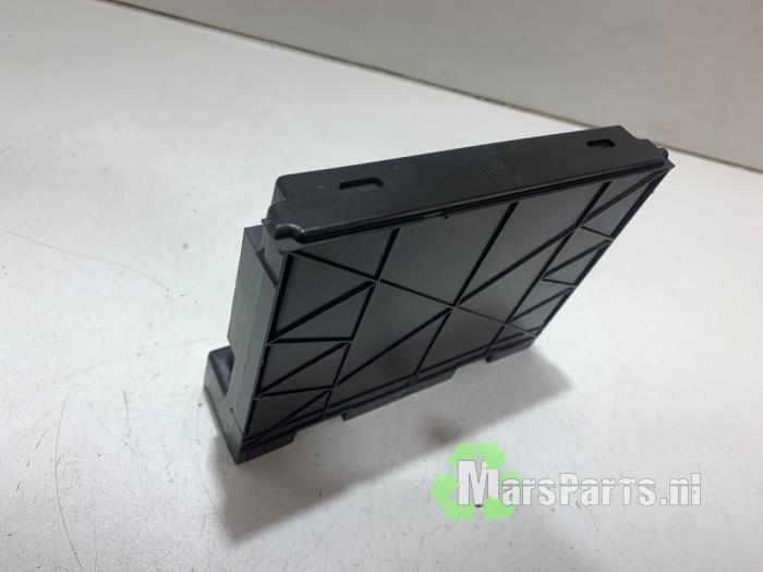 Computer Body Control van een Opel Astra K Sports Tourer 1.6 CDTI 110 16V 2015