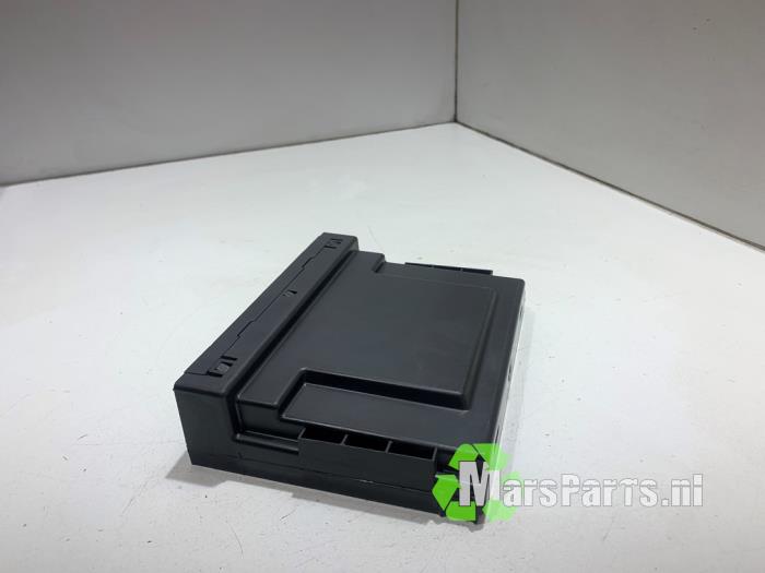 Computer Body Control van een Opel Astra K Sports Tourer 1.6 CDTI 110 16V 2015