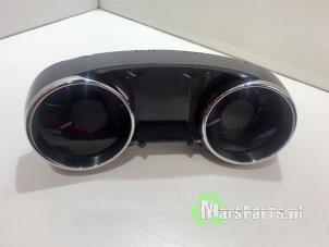 Gebruikte Kilometerteller KM Peugeot 3008 I (0U/HU) 1.6 HDiF 16V Prijs € 120,00 Margeregeling aangeboden door Autodemontagebedrijf De Mars