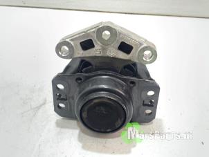 Gebruikte Motorsteun Peugeot 3008 I (0U/HU) 1.6 VTI 16V Prijs € 25,00 Margeregeling aangeboden door Autodemontagebedrijf De Mars