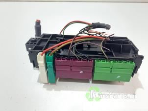 Gebruikte Zekeringkast Mercedes Vito (447.6) 1.6 111 CDI 16V Prijs € 80,00 Margeregeling aangeboden door Autodemontagebedrijf De Mars