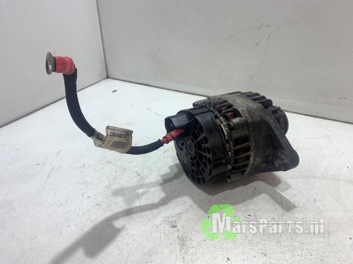 Dynamo van een Opel Combo 1.6 CDTI 16V 2014