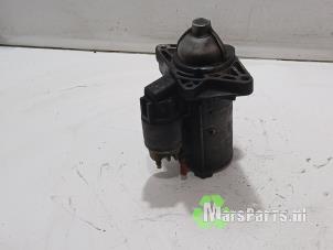 Gebruikte Startmotor Renault Master III (FV) 2.3 dCi 125 16V FWD Prijs € 35,00 Margeregeling aangeboden door Autodemontagebedrijf De Mars