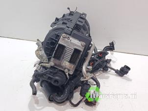 Gebruikte Inlaatspruitstuk Opel Corsa C (F08/68) 1.2 16V Prijs € 80,00 Margeregeling aangeboden door Autodemontagebedrijf De Mars