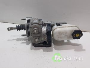 Gebruikte Rembol Tesla Model S 85D Prijs € 685,00 Margeregeling aangeboden door Autodemontagebedrijf De Mars