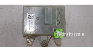 Gebruikte Module (diversen) Tesla Model S 85D Prijs € 225,00 Margeregeling aangeboden door Autodemontagebedrijf De Mars