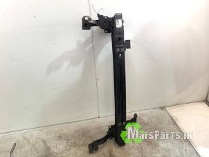 Gebruikte Bumperbalk voor Citroen DS3 Cabrio (SB) 1.6 e-HDi Prijs € 75,00 Margeregeling aangeboden door Autodemontagebedrijf De Mars