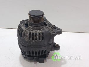 Gebruikte Dynamo Volkswagen Jetta III (1K2) 2.0 TDI 16V Prijs € 30,00 Margeregeling aangeboden door Autodemontagebedrijf De Mars