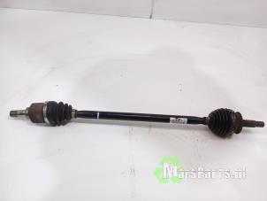 Gebruikte Steekas rechts-voor Volkswagen Up! (121) 1.0 12V 60 Prijs € 50,00 Margeregeling aangeboden door Autodemontagebedrijf De Mars