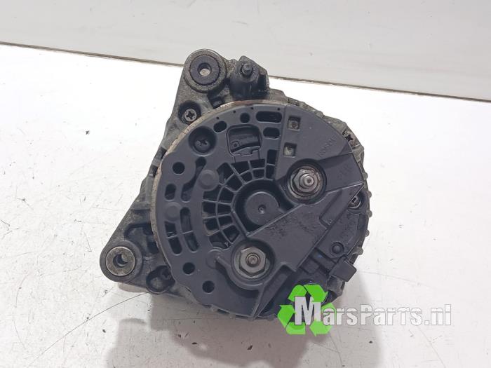 Gebruikte Dynamo Volkswagen Touran (1T1/T2) 1.4 16V TSI 140 Prijs € 40,00 Margeregeling aangeboden door Autodemontagebedrijf De Mars