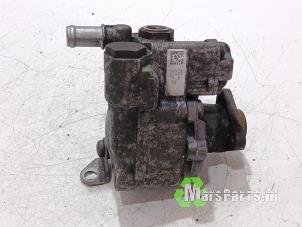 Gebruikte Servopomp BMW 5 serie Touring (E61) 520d 16V Prijs € 100,00 Margeregeling aangeboden door Autodemontagebedrijf De Mars