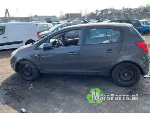 Gebruikte Fusee links-voor Opel Corsa D 1.3 CDTi 16V ecoFLEX Prijs € 30,00 Margeregeling aangeboden door Autodemontagebedrijf De Mars