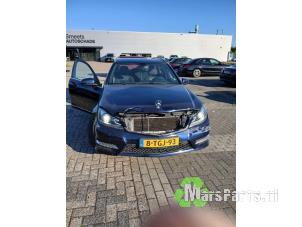 Motor van een Mercedes-Benz C Estate (S204) 1.6 C-180 16V BlueEfficiency 2014