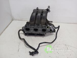 Gebruikte Spruitstuk Inlaat Seat Mii 1.0 12V Prijs € 150,00 Margeregeling aangeboden door Autodemontagebedrijf De Mars