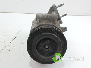 Gebruikte Pomp Airco Ford Fiesta 7 1.1 Ti-VCT 12V 70 Prijs € 80,00 Margeregeling aangeboden door Autodemontagebedrijf De Mars