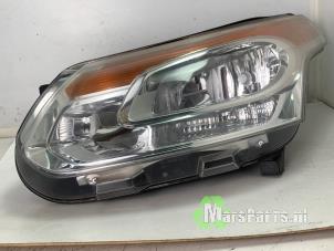 Gebruikte Koplamp links Citroen C3 Picasso (SH) 1.4 16V VTI 95 Prijs € 80,00 Margeregeling aangeboden door Autodemontagebedrijf De Mars