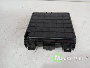 Gebruikte Bodycontrol Module Ford Fiesta 7 1.1 Ti-VCT 12V 70 Prijs € 35,00 Margeregeling aangeboden door Autodemontagebedrijf De Mars