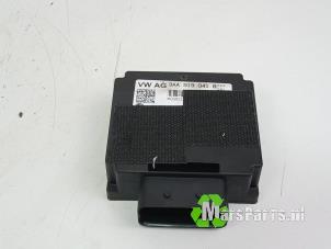 Gebruikte Sam module Volkswagen Up! (121) 1.0 12V 60 Prijs € 30,00 Margeregeling aangeboden door Autodemontagebedrijf De Mars