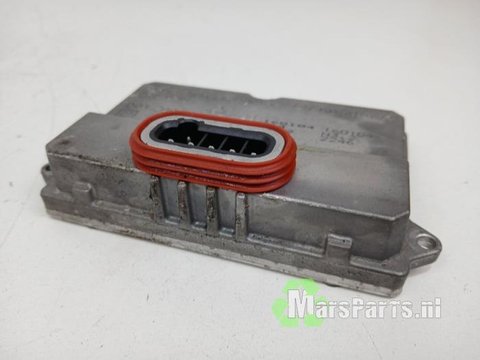 Gebruikte Xenon module BMW 5 serie (E60) 545i 32V Prijs € 40,00 Margeregeling aangeboden door Autodemontagebedrijf De Mars