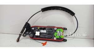 Gebruikte Schakelmechaniek Audi A3 Sportback (8YA) 1.5 35 TFSI 16V Mild Hybrid Prijs € 150,00 Margeregeling aangeboden door Autodemontagebedrijf De Mars