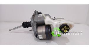 Gebruikte Rembekrachtiger Audi A3 Sportback (8YA) 1.5 35 TFSI 16V Mild Hybrid Prijs € 500,00 Margeregeling aangeboden door Autodemontagebedrijf De Mars