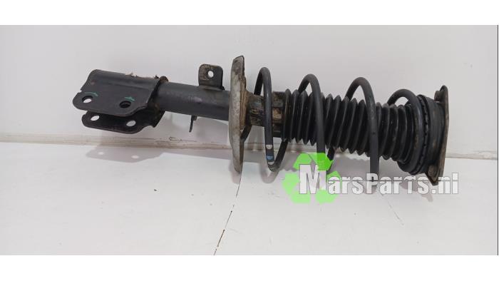 Schokdemperpoot rechts-voor van een Peugeot 308 (L3/L8/LB/LH/LP) 1.5 BlueHDi 130 2018