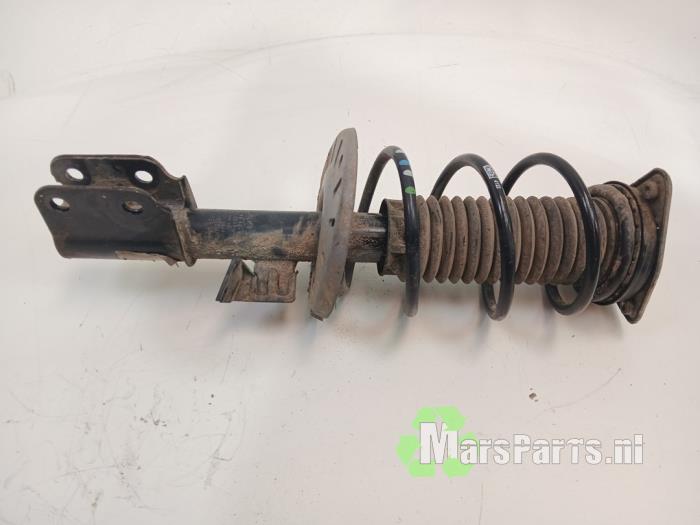 Schokdemperpoot rechts-voor van een Peugeot 308 (L3/L8/LB/LH/LP) 1.5 BlueHDi 130 2018