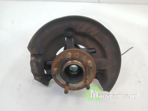 Gebruikte Fusee links-voor Ford Focus 3 1.6 TDCi Prijs € 40,00 Margeregeling aangeboden door Autodemontagebedrijf De Mars