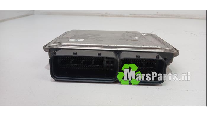 Gebruikte Computer Motormanagement Volkswagen Golf VI (5K1) 2.0 TDI 16V 4Motion Prijs € 125,00 Margeregeling aangeboden door Autodemontagebedrijf De Mars