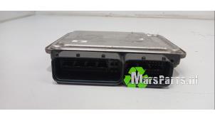 Gebruikte Computer Motormanagement Volkswagen Golf VI (5K1) 2.0 TDI 16V 4Motion Prijs € 125,00 Margeregeling aangeboden door Autodemontagebedrijf De Mars