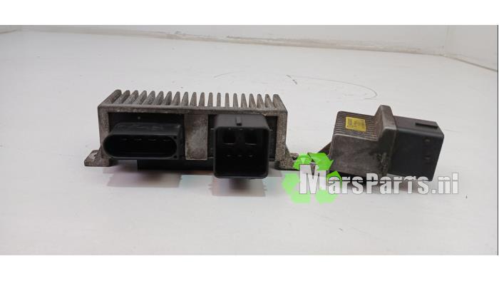 Gebruikte Koeling Module Renault Master III (FV) 2.3 dCi 100 16V FWD Prijs € 30,00 Margeregeling aangeboden door Autodemontagebedrijf De Mars