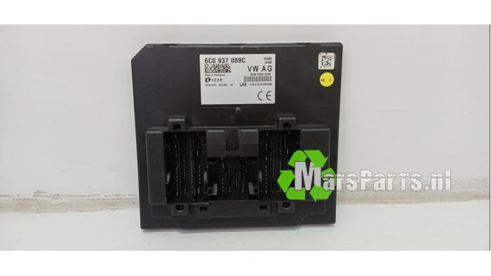 Gebruikte Bodycontrol Module Seat Ibiza ST (6J8) 1.0 EcoTSI 12V Prijs € 100,00 Margeregeling aangeboden door Autodemontagebedrijf De Mars