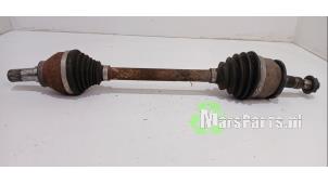 Gebruikte Steekas links-voor Opel Astra K Sports Tourer 1.4 Turbo 16V Prijs € 100,00 Margeregeling aangeboden door Autodemontagebedrijf De Mars