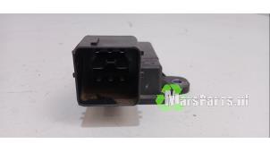 Gebruikte Start/Stop relais Peugeot 308 SW (L4/L9/LC/LJ/LR) 1.2 12V e-THP PureTech 130 Prijs € 35,00 Margeregeling aangeboden door Autodemontagebedrijf De Mars