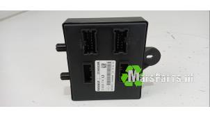 Gebruikte Start/Stop computer Renault Clio IV (5R) 0.9 Energy TCE 90 12V Prijs € 75,00 Margeregeling aangeboden door Autodemontagebedrijf De Mars