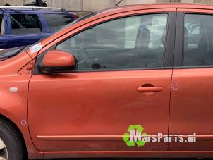 Gebruikte Portier 4Deurs links-voor Nissan Note (E11) 1.6 16V Prijs € 70,00 Margeregeling aangeboden door Autodemontagebedrijf De Mars