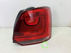 Gebruikte Achterlicht rechts Volkswagen Polo V (6R) 1.2 TDI 12V BlueMotion Prijs € 40,00 Margeregeling aangeboden door Autodemontagebedrijf De Mars