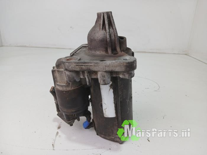 Gebruikte Startmotor Peugeot Partner (GC/GF/GG/GJ/GK) 1.6 HDI 75 16V Prijs € 40,00 Margeregeling aangeboden door Autodemontagebedrijf De Mars