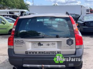 Gebruikte Achterklep Volvo XC70 (SZ) XC70 2.4 T 20V Prijs € 70,00 Margeregeling aangeboden door Autodemontagebedrijf De Mars