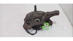 Gebruikte Fusee links-voor Suzuki Swift (ZA/ZC/ZD1/2/3/9) 1.3 VVT 16V Prijs € 50,00 Margeregeling aangeboden door Autodemontagebedrijf De Mars