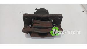 Gebruikte Remklauw (Tang) links-voor Suzuki Swift (ZA/ZC/ZD1/2/3/9) 1.3 VVT 16V Prijs € 30,00 Margeregeling aangeboden door Autodemontagebedrijf De Mars