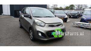 Gebruikte Homokineetas rechts-voor Kia Picanto (TA) 1.0 12V Prijs € 40,00 Margeregeling aangeboden door Autodemontagebedrijf De Mars