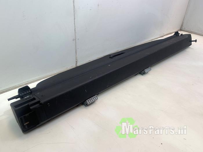 Dekzeil Bagageruimte van een Mercedes-Benz E Estate (S212) E-200 CDI 16V BlueEfficiency,BlueTEC 2010