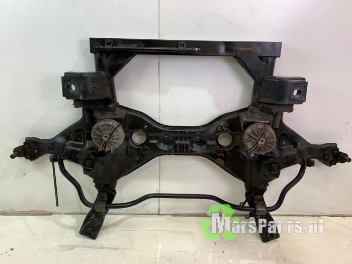 Gebruikte Subframe Mercedes Vito (639.6) 2.2 110 CDI 16V Euro 5 Prijs € 200,00 Margeregeling aangeboden door Autodemontagebedrijf De Mars