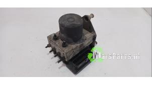 Gebruikte ABS Pomp Mercedes Vito (639.6) 2.2 110 CDI 16V Euro 5 Prijs € 135,00 Margeregeling aangeboden door Autodemontagebedrijf De Mars