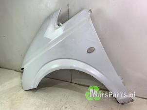 Gebruikte Scherm links-voor Mercedes Vito (639.6) 2.2 110 CDI 16V Euro 5 Prijs € 200,00 Margeregeling aangeboden door Autodemontagebedrijf De Mars