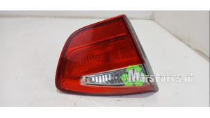 Gebruikte Achterlicht links Kia Rio III (UB) 1.2 CVVT 16V Prijs € 40,00 Margeregeling aangeboden door Autodemontagebedrijf De Mars