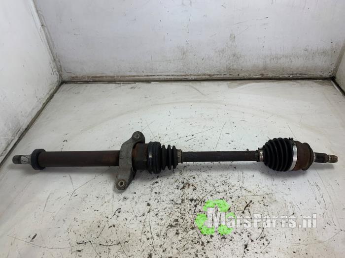 Gebruikte Aandrijfas links-voor Mini Clubman (R55) 1.6 16V Cooper Prijs € 50,00 Margeregeling aangeboden door Autodemontagebedrijf De Mars