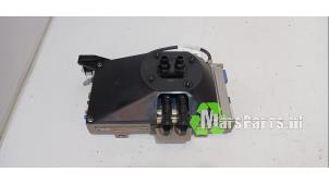 Gebruikte Computer boord Tesla Model 3 Long Range AWD 75 kWh Prijs € 850,00 Margeregeling aangeboden door Autodemontagebedrijf De Mars