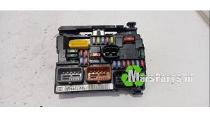 Gebruikte Zekeringkast Citroen DS3 (SA) 1.6 e-HDi Prijs € 200,00 Margeregeling aangeboden door Autodemontagebedrijf De Mars